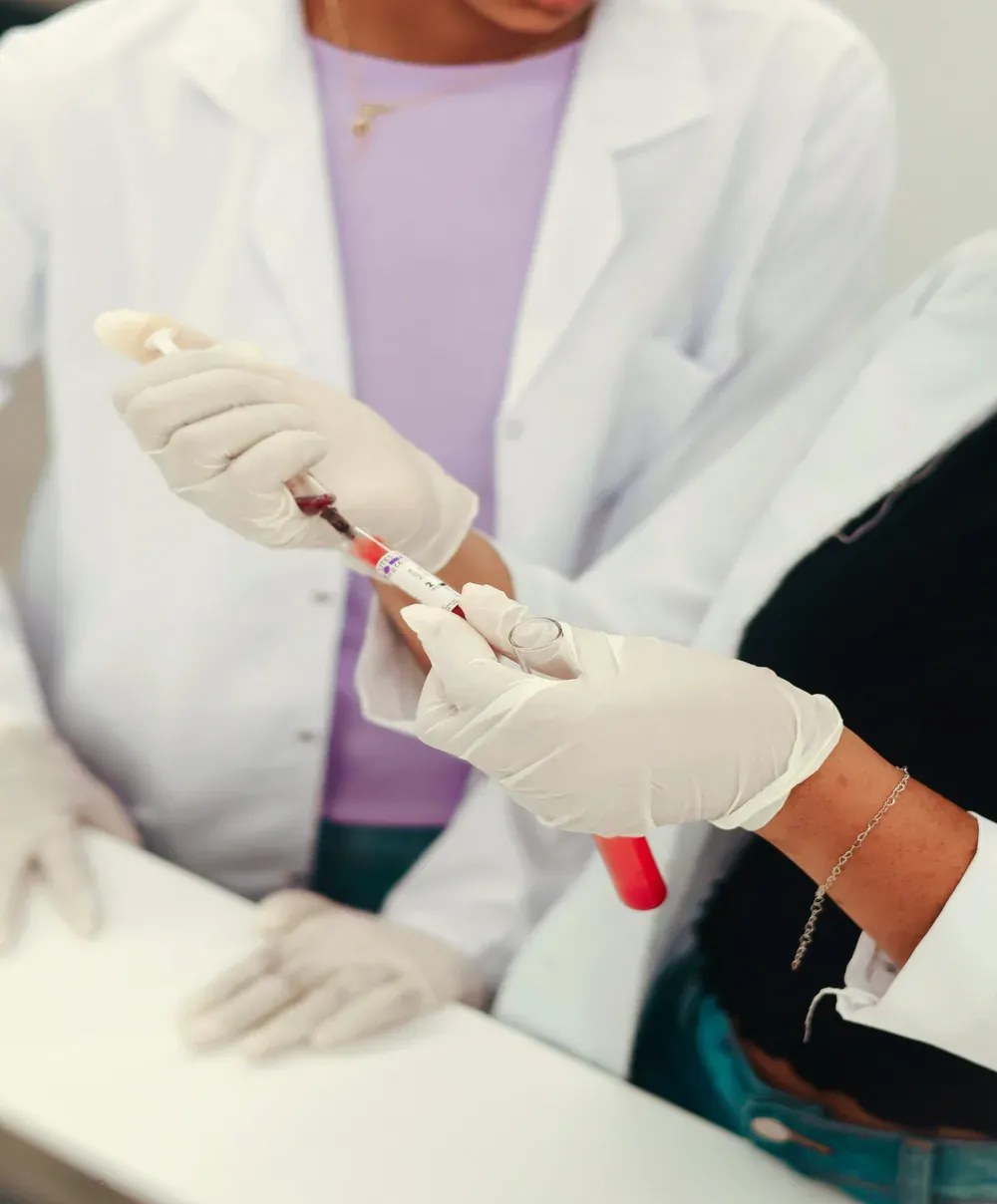 Laboratory preparation of platelet-rich plasma for regenerative treatment